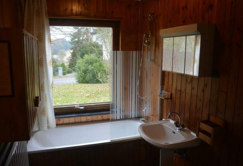 غرفة إقتصادية, B&b La Source Houffalize