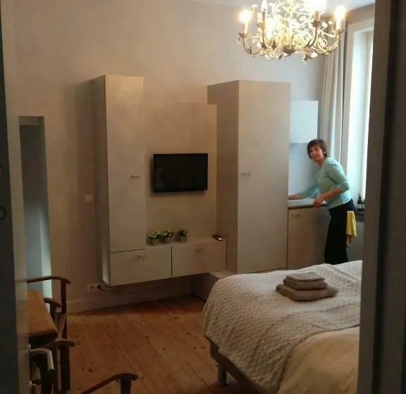 Standard-huone, B&b @ Room's