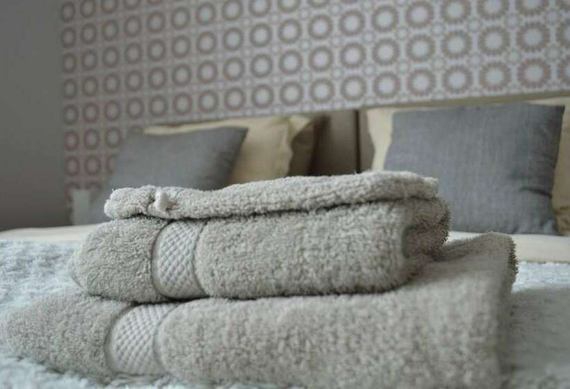 غرفة قياسية, B&b @ Room's