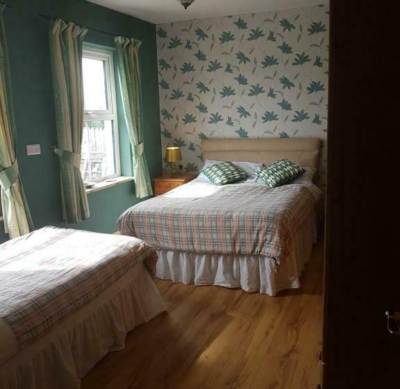 غرفة قياسية ثلاثية, Doolinsunset