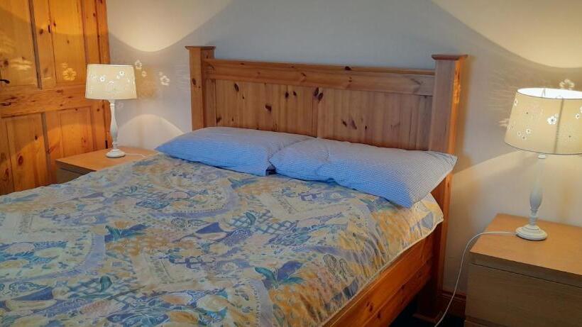 غرفة قياسية ثلاثية ذات اطلالة, Doolinsunset