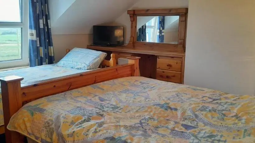 Chambre Triple Standard avec Vues, Doolinsunset