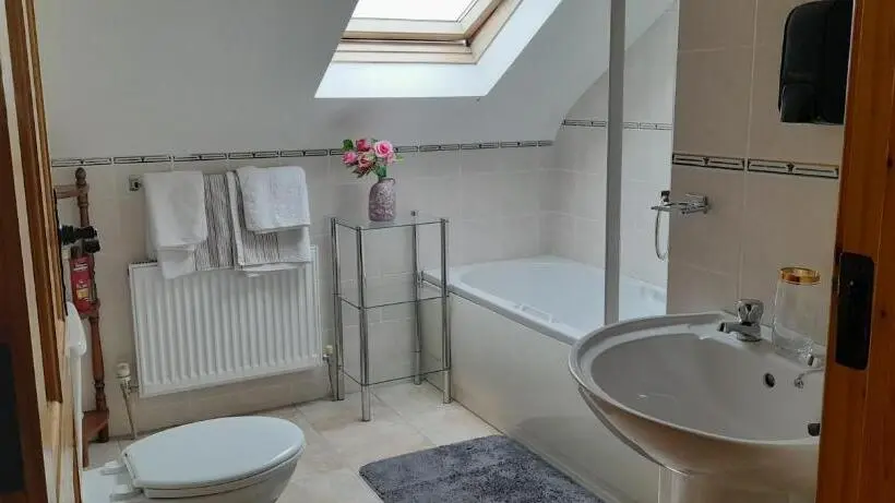 Chambre Triple Standard avec Vues, Doolinsunset