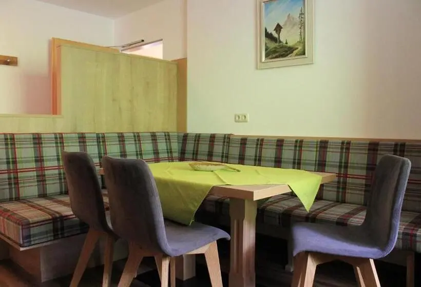 Huoneisto 2 Makuuhuonetta, Ferienhotel Samerhof