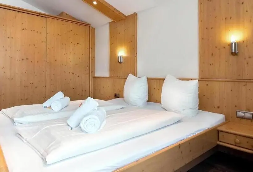 Perhesviitti, Gasthof Hotel Schermer