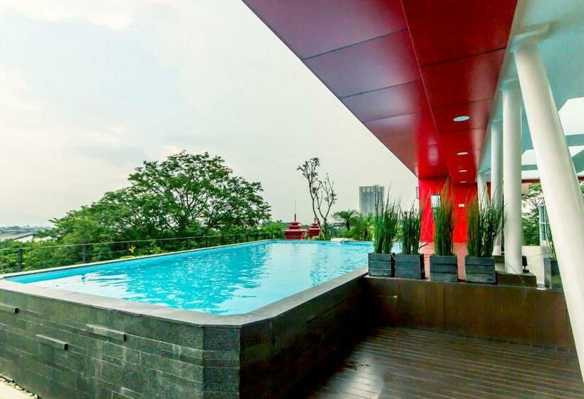 Номер Deluxe, Grand Cordela Hotel Bandung