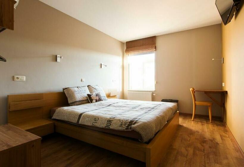 スタンダードルーム, Hoevehotel Ronse
