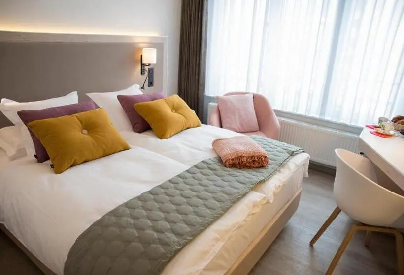 Deluxe-huone, Abc