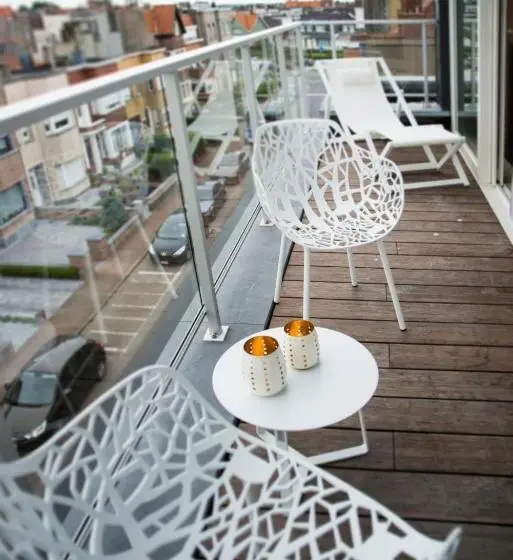 Suite with Terrace, Abc