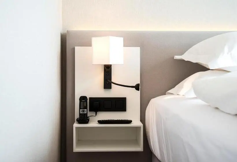 Suite with Terrace, Abc
