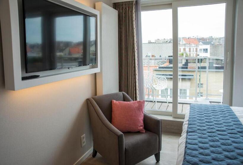 발코니가 있는 스위트, Abc