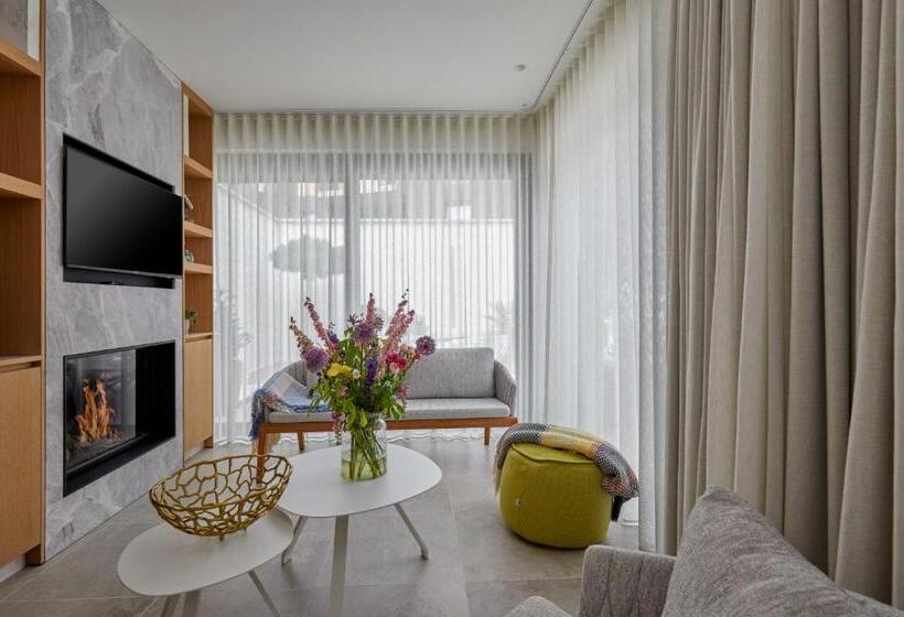 패밀리 스위트, Abc