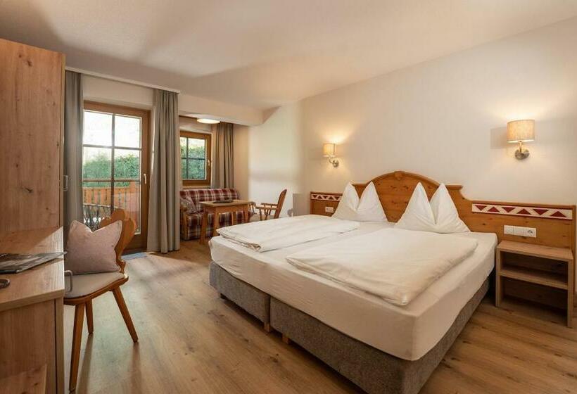 غرفة عائلية, Am Sonnenhügel