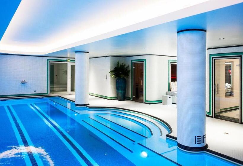 주니어 스위트, Eiffel Blomet