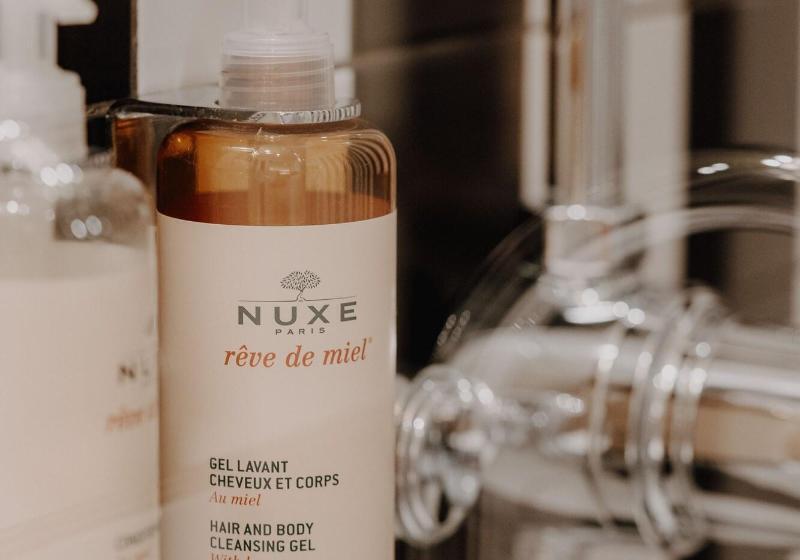 디럭스 룸, Eiffel Blomet