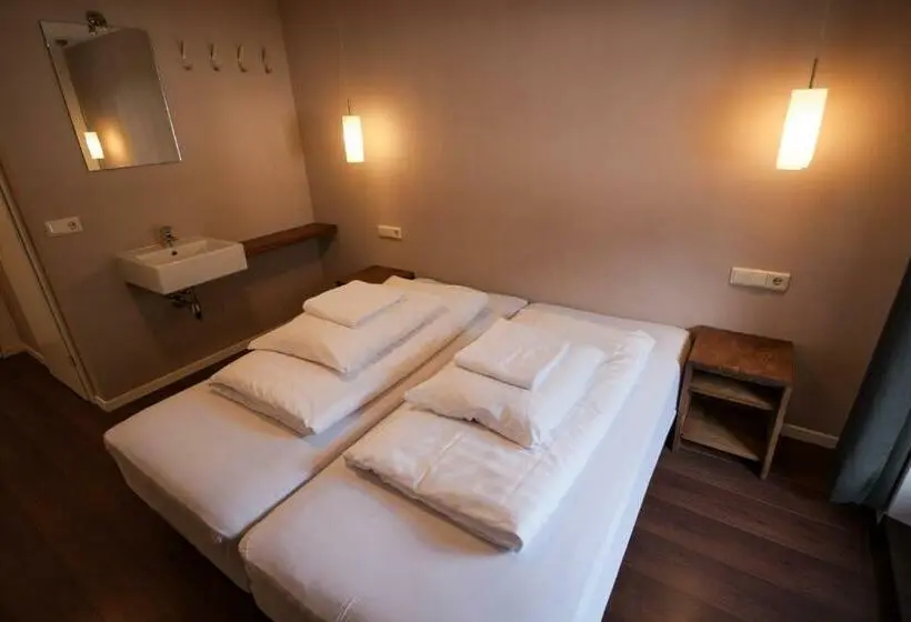 Standard-huone Parveke, Hostel Chillertal