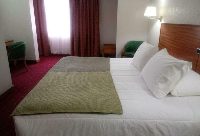 수피리어 룸, Gavina Express