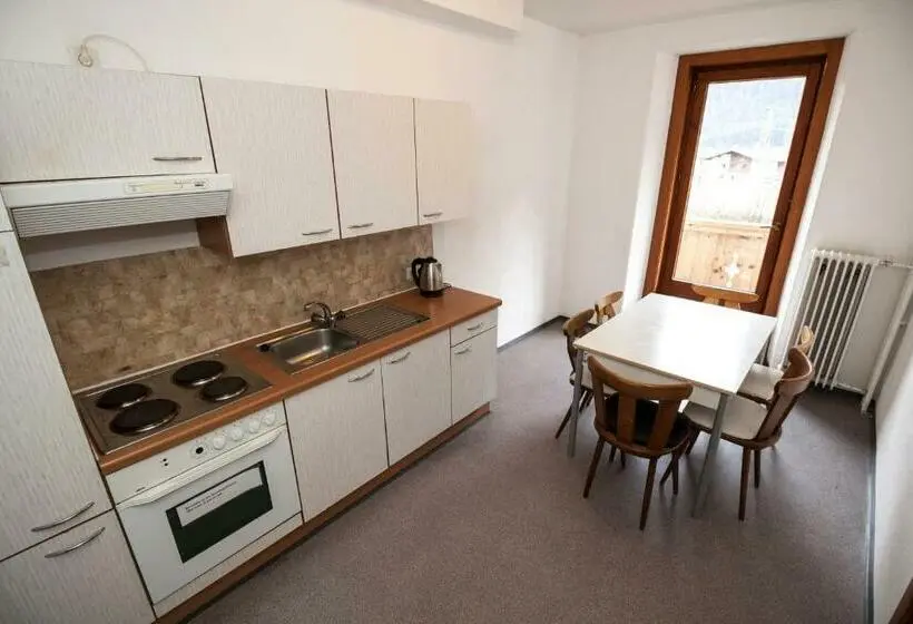 2 Bedrooms Apartment River View, Hostel Chillertal