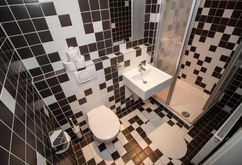 آپارتمان کامفورت 2 خوابه, Hostel Chillertal