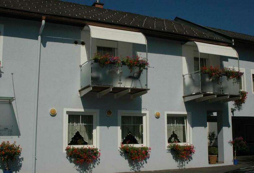 スタンダードルーム, Lang