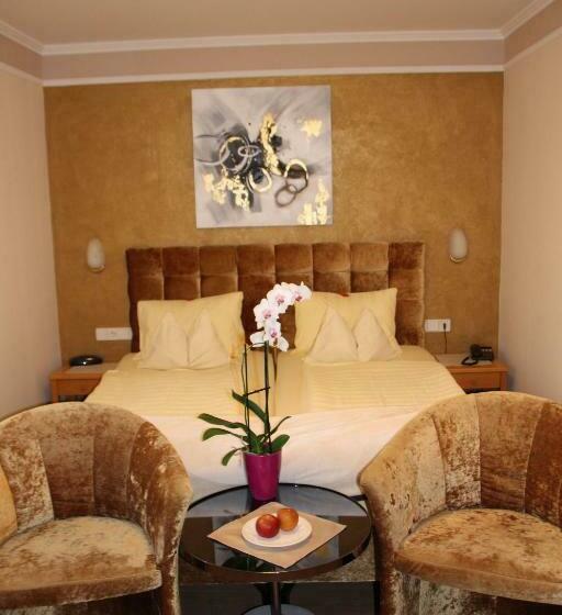 スタンダードルーム, Lang