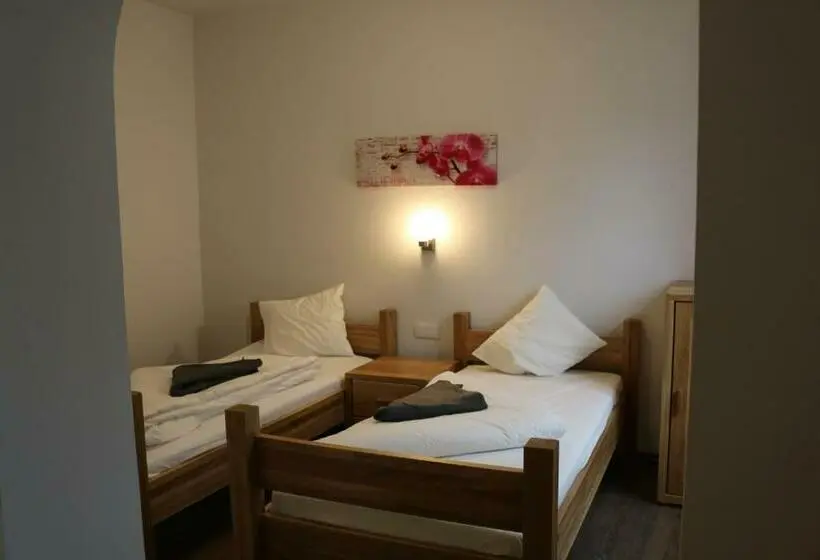 Economy-huone, Sinos