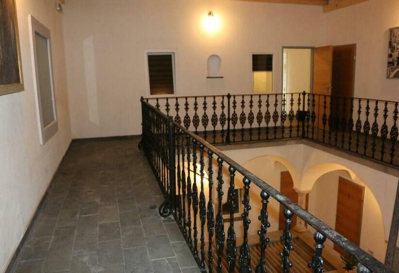 带2个卧室的公寓, Sinos