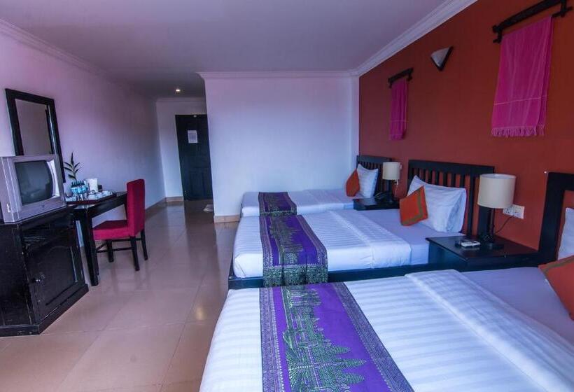 غرفة سوبيريور ثلاثية, Mekong Angkor Palace Inn