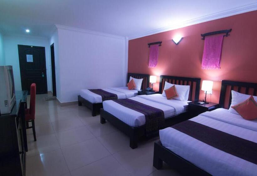 غرفة سوبيريور ثلاثية, Mekong Angkor Palace Inn