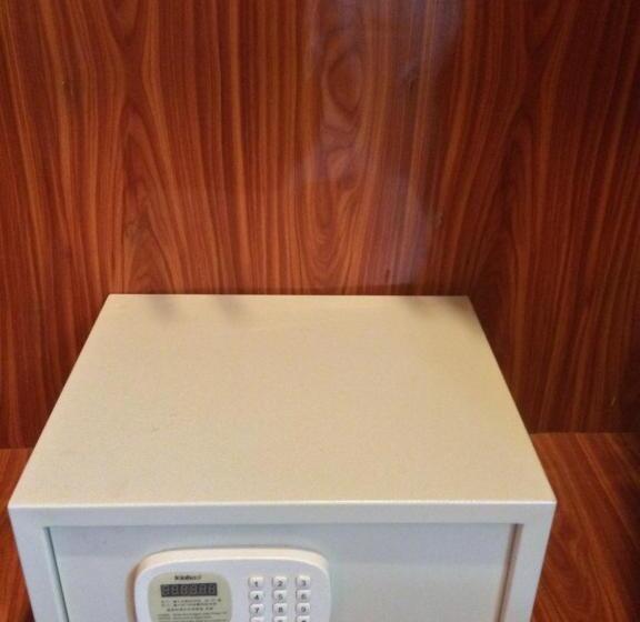 غرفة سوبيريور ثلاثية, Mekong Angkor Palace Inn