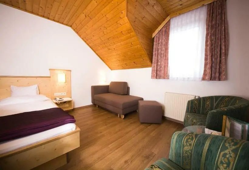 Standard Yhden Hengen Huone, Pension Oberjörg