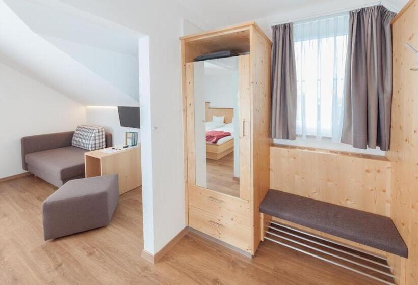 발코니 디럭스 룸, Pension Oberjörg