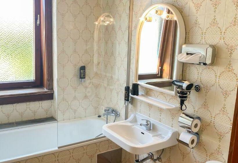 חדר סטנדרט, Rosmann