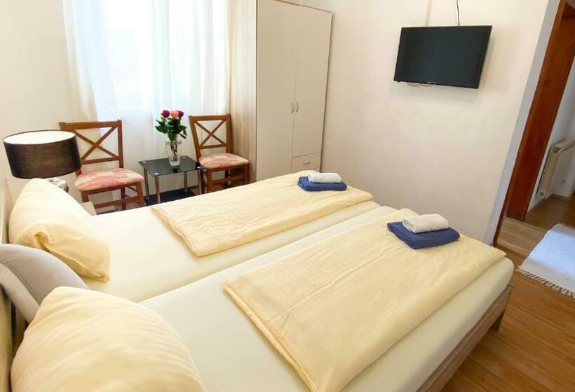 חדר סטנדרט, Rosmann