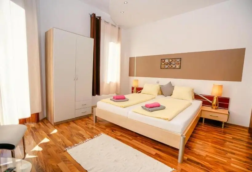 Standard-huone Parveke, Rosmann