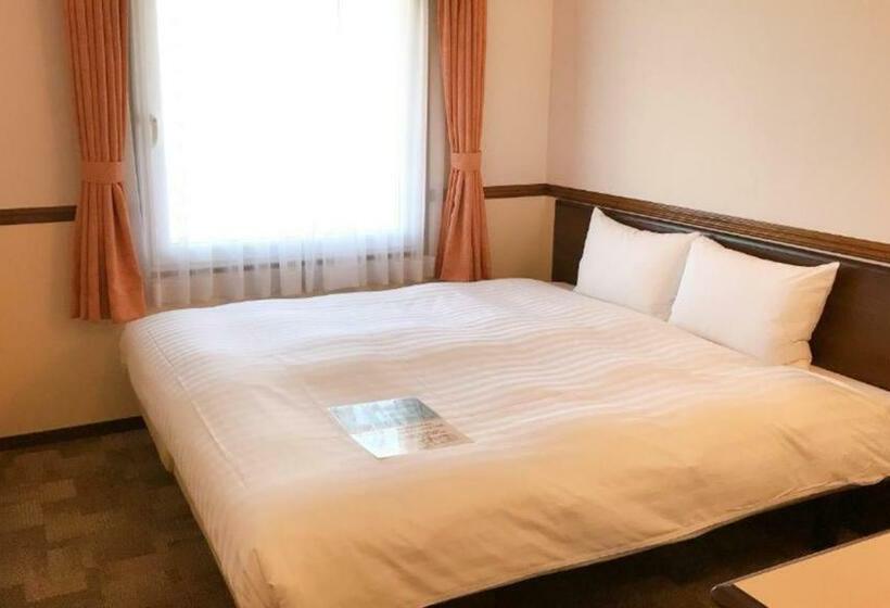 キングサイズベッドのスタンダードルーム, Toyoko Inn Osaka Itami Kuko