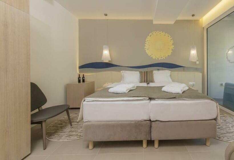 带阳台的高级房间, Bluesun Hotel Jadran