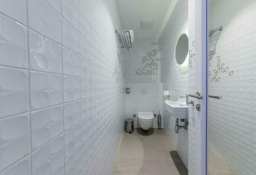 オーシャンビュースタンダードルームバルコニー付き, Bluesun Hotel Jadran