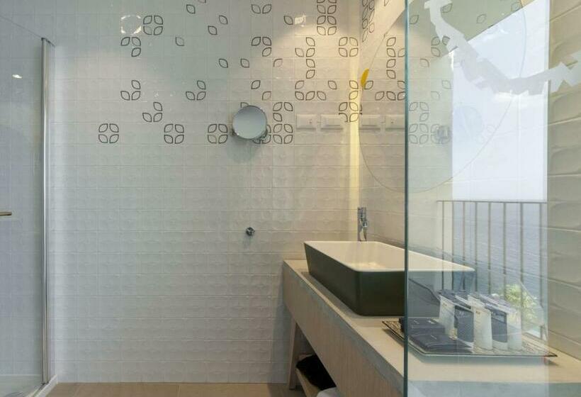 バルコニーつきオーシャンビュースーペリアルーム, Bluesun Hotel Jadran