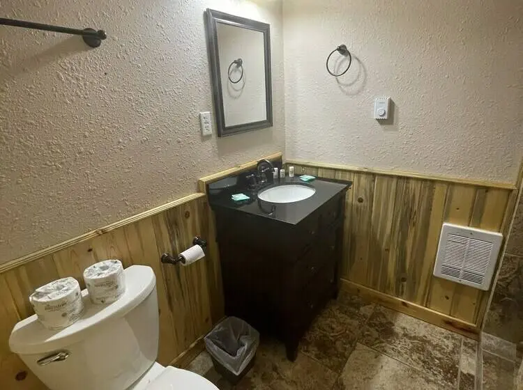 １階のスタンダードルーム, Wolf Creek Ranch Ski Lodge