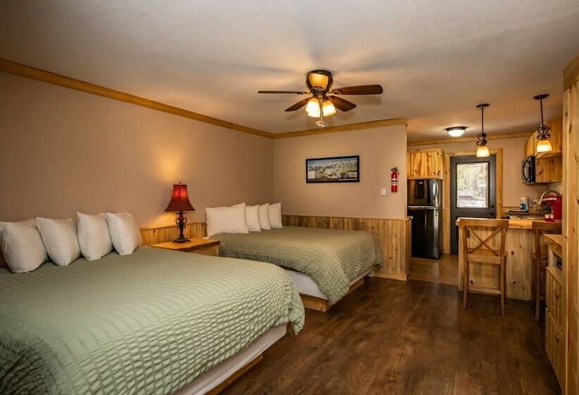 غرفة قياسية بالطابق الأرضى, Wolf Creek Ranch Ski Lodge