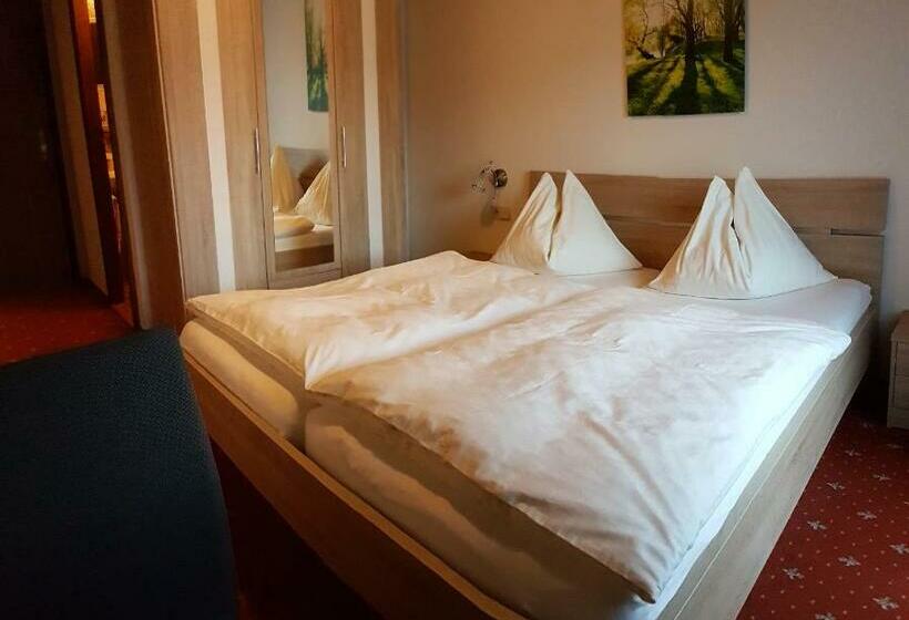 غرفة قياسية مزوَّدة بشُرفة, Landgasthof Hotel Zehenthof