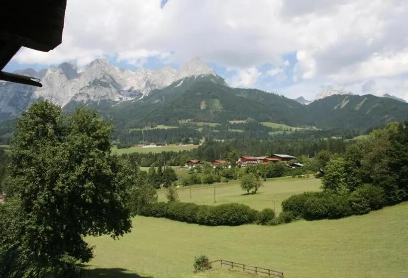 Perhehuone, Landgasthof Hotel Zehenthof