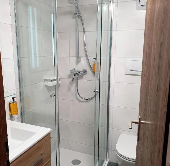 غرفة قياسية مطلة على الجبل, Landgasthof Hotel Zehenthof