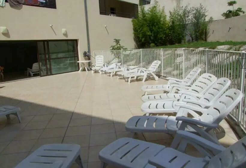 Maja/Mökki, Uzes Appart Hotel Résidence Le Mas Des Oliviers
