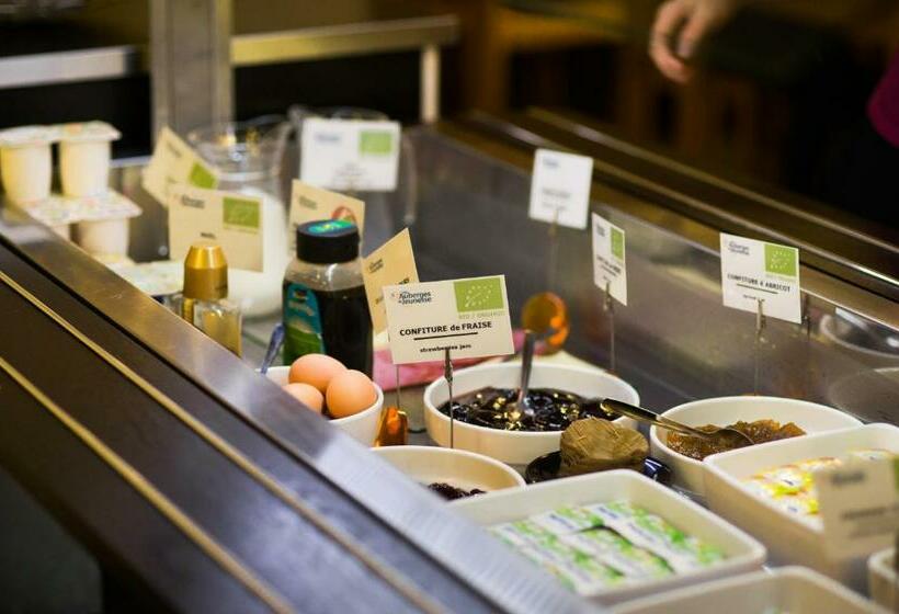 מיטה בחדר משותף, Auberge De Jeunesse De Tournai