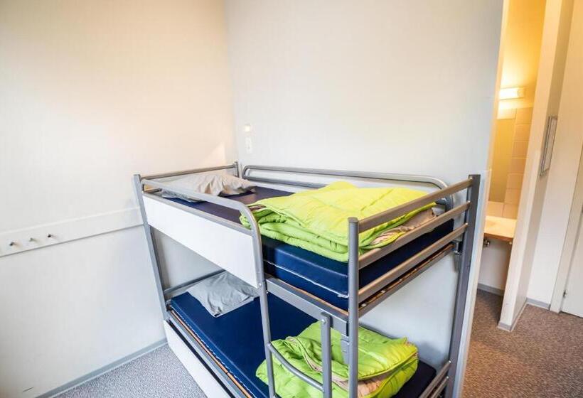 חדר משפחתי, Auberge De Jeunesse De Tournai