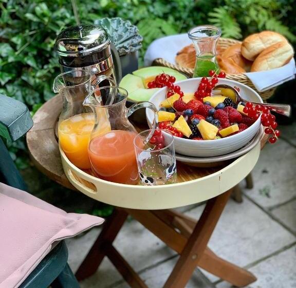 جناح مزود بجاكوزى, B&b Huyze Walburga