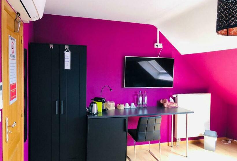 コンフォートトリプルルーム, B&b Kookhai