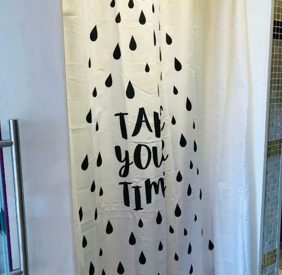 コンフォートトリプルルーム, B&b Kookhai